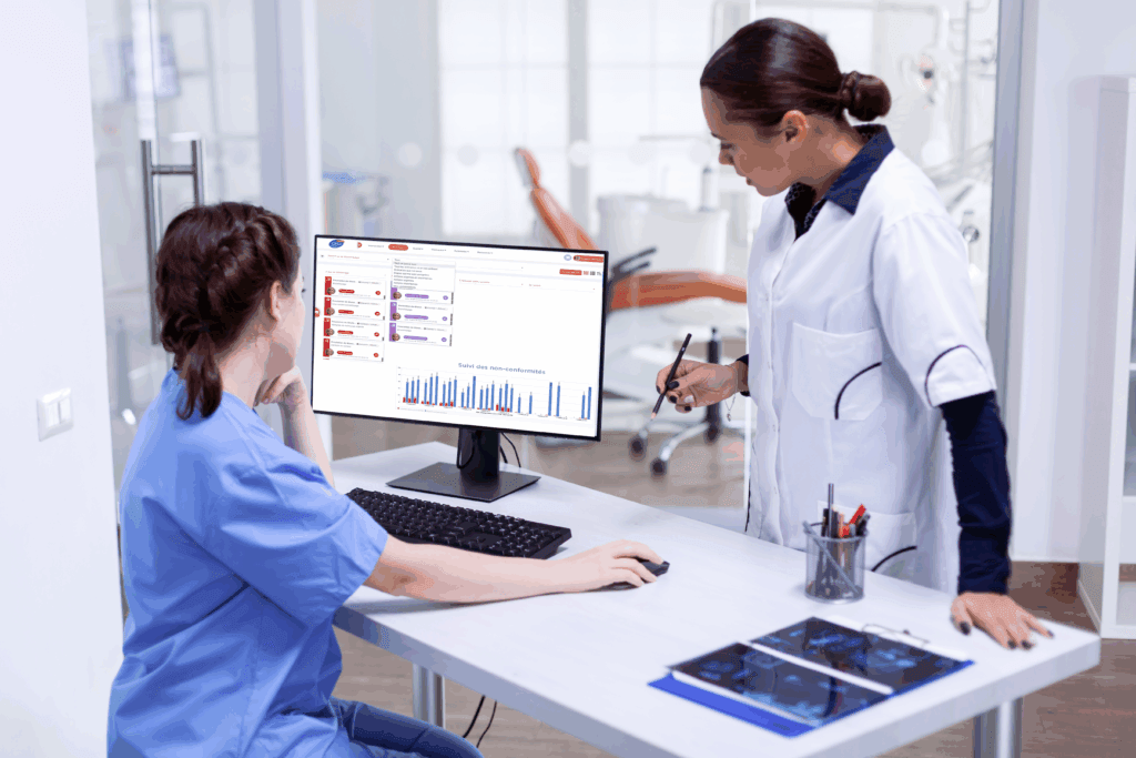 Limpieza hospitalaria digital : consejos para que tus empleados lo adopten